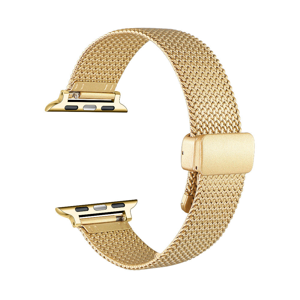 Gold stainless steel Knit Band Apple Watch clasp closure close-up | Posh Tech